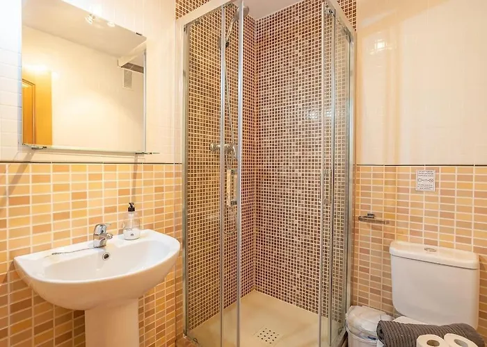 דירה Penthouse With Jacuzzi And Spectacular Sea Views נרחה