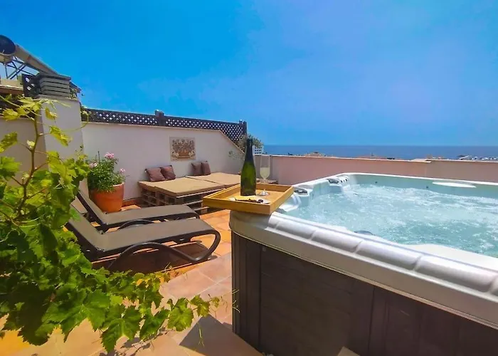 Apartament Penthouse With Jacuzzi And Spectacular Sea Views