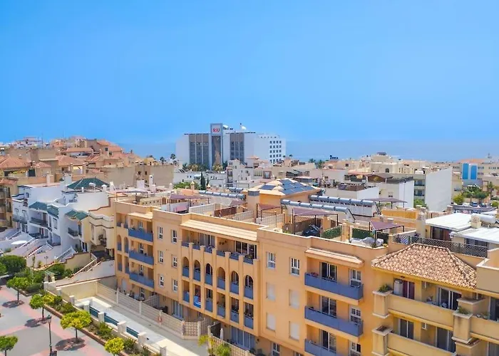 アパート Penthouse With Jacuzzi And Spectacular Sea Views ネルハ